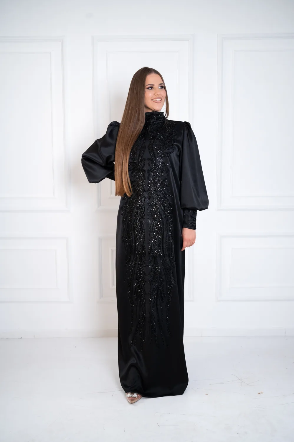 Crna klot haljina sa punom čipkom✨ — Džana Style haljina